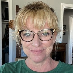 womanwithglasses