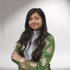 Manisha Davesar headshot